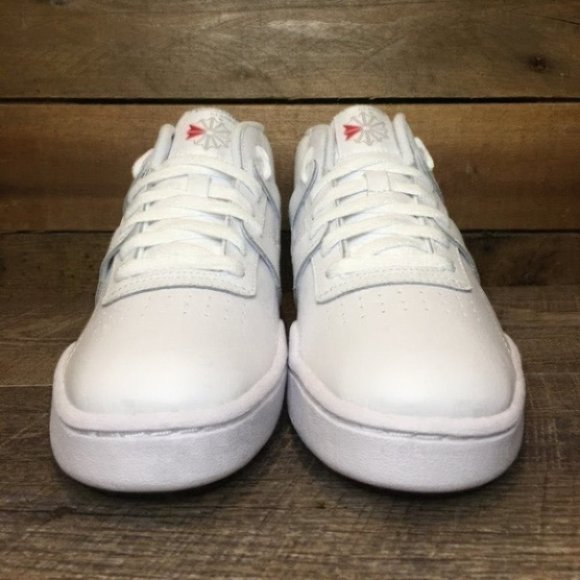 NEW Men’s Reebok Classic Mid OG Sneaker - Picture 3 of 9